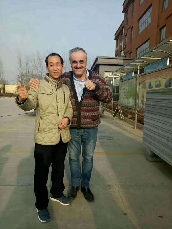 時(shí)尚之都—國(guó)際友人到我公司參觀(guān)指導(dǎo)